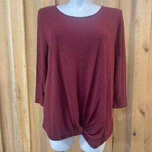 Above and Beyond Women’s Plus Size Top Size 2X